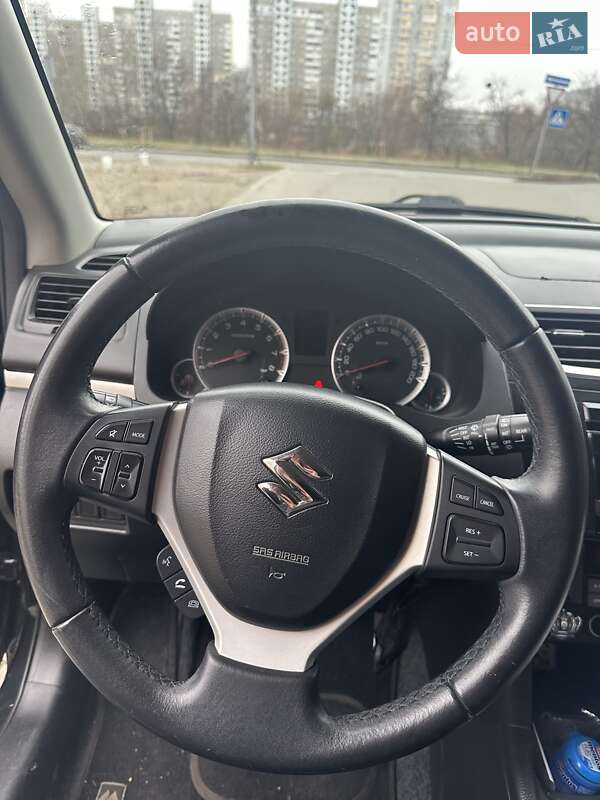 Хэтчбек Suzuki Swift 2016 в Киеве фото 11 Хэтчбек Suzuki Swift 2016 в Киеве