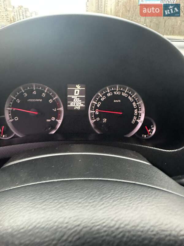 Хэтчбек Suzuki Swift 2016 в Киеве фото 17 Хэтчбек Suzuki Swift 2016 в Киеве