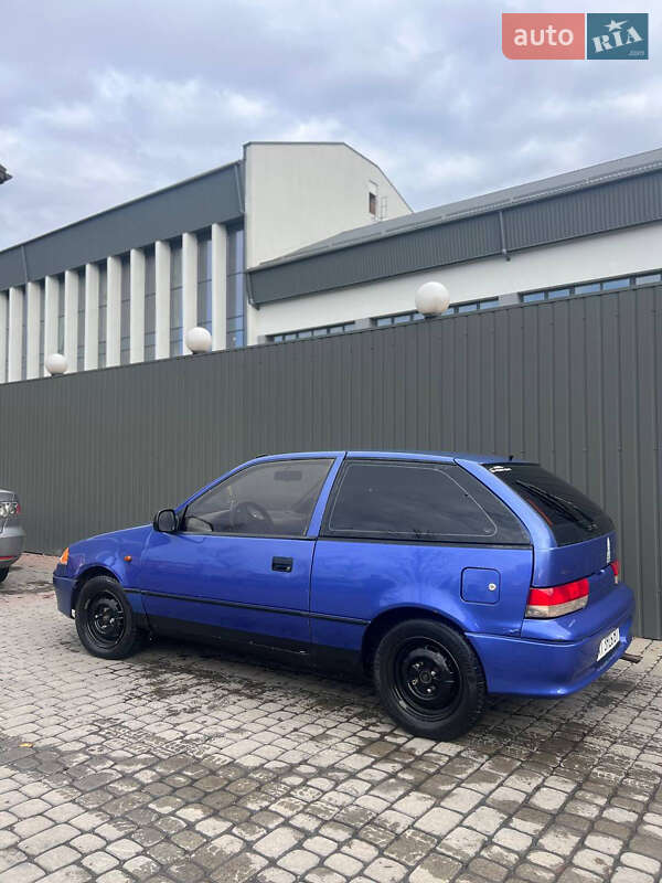 Хэтчбек Suzuki Swift 1994 в Ивано-Франковске фото 3 Хэтчбек Suzuki Swift 1994 в Ивано-Франковске