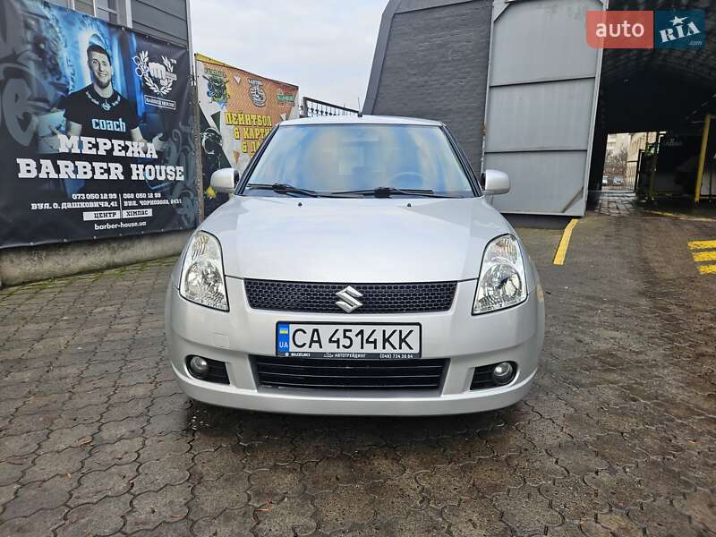 Хэтчбек Suzuki Swift 2006 в Черкассах фото 2 Хэтчбек Suzuki Swift 2006 в Черкассах