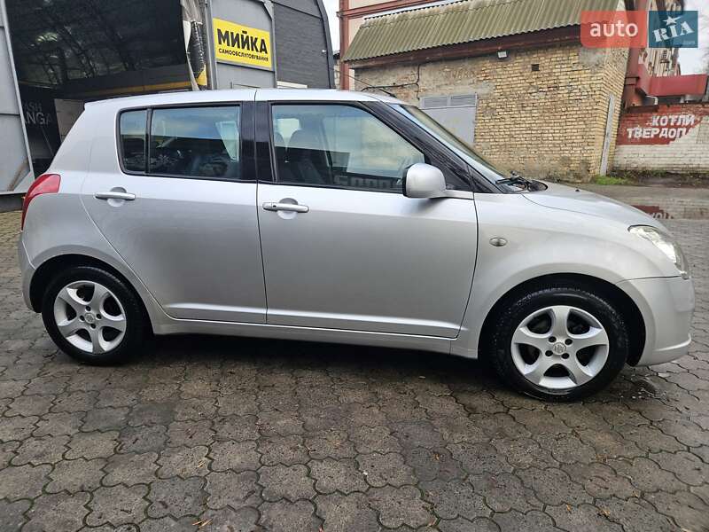 Хэтчбек Suzuki Swift 2006 в Черкассах фото 5 Хэтчбек Suzuki Swift 2006 в Черкассах