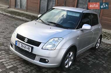Хетчбек Suzuki Swift 2006 в Вижниці