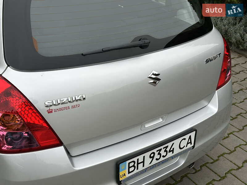 Хэтчбек Suzuki Swift 2008 в Одессе