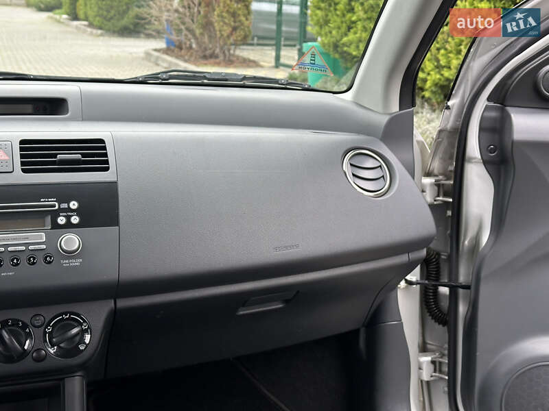 Хэтчбек Suzuki Swift 2008 в Одессе