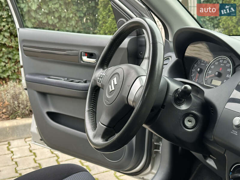 Хэтчбек Suzuki Swift 2008 в Одессе