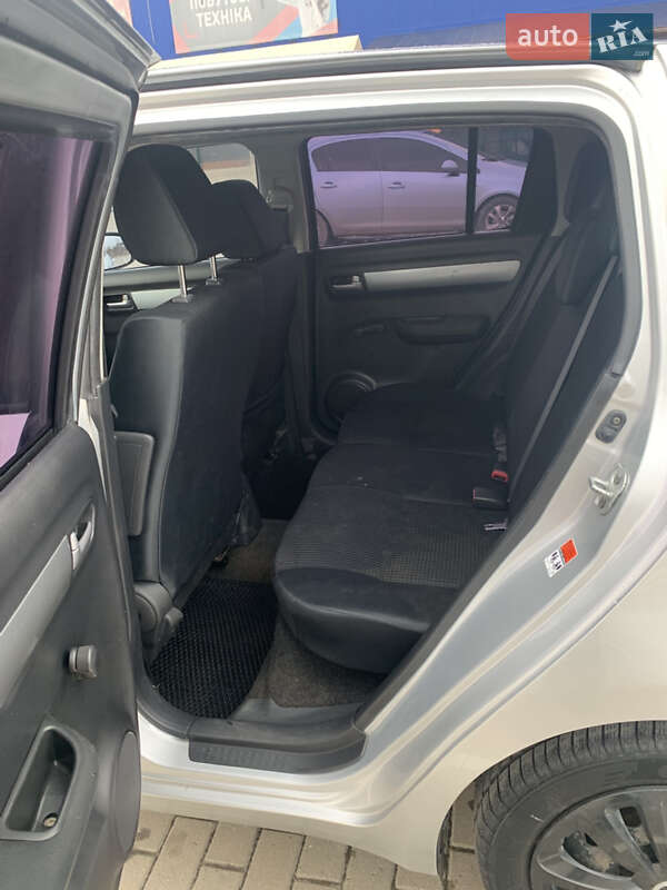 Хэтчбек Suzuki Swift 2005 в Дрогобыче
