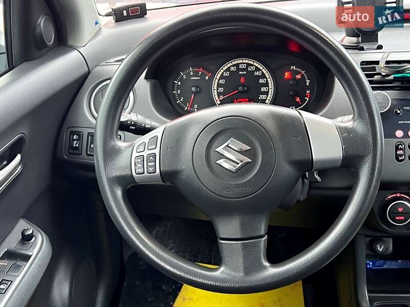 Хетчбек Suzuki Swift 2006 в Києві