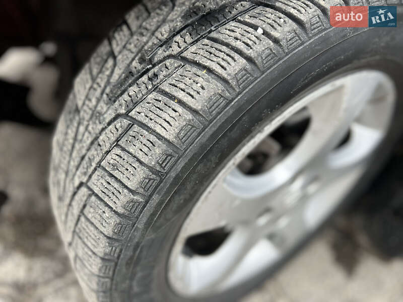 Хэтчбек Suzuki Swift 2007 в Днепре