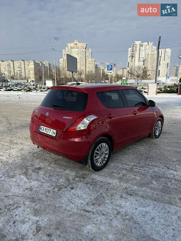 Хэтчбек Suzuki Swift 2011 в Киеве фото 5 Хэтчбек Suzuki Swift 2011 в Киеве