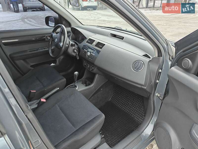 Хэтчбек Suzuki Swift 2007 в Киеве фото 9 Хэтчбек Suzuki Swift 2007 в Киеве