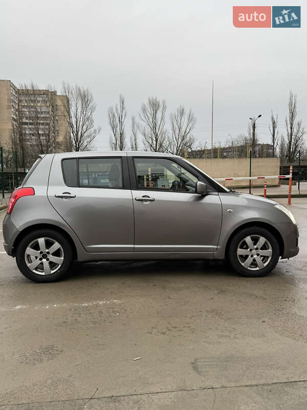 Хетчбек Suzuki Swift 2008 в Одесі фото 4 Хетчбек Suzuki Swift 2008 в Одесі