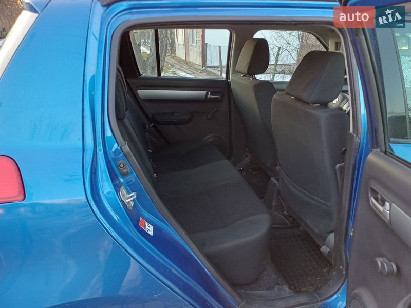 Хэтчбек Suzuki Swift 2009 в Лановцах