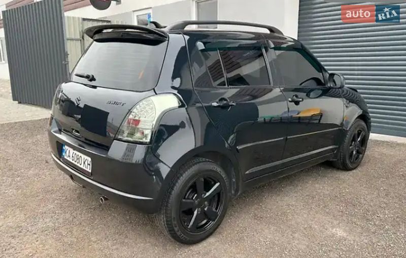 Хэтчбек Suzuki Swift 2007 в Киеве