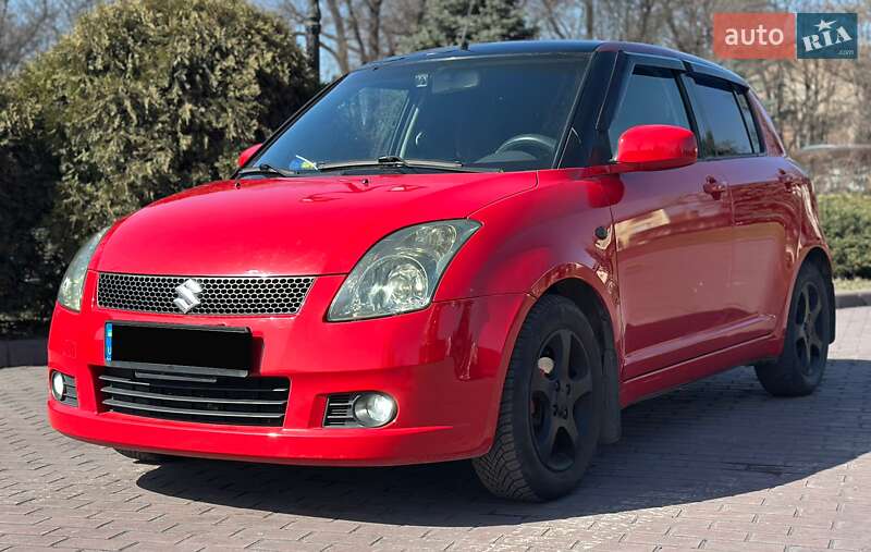 Хэтчбек Suzuki Swift 2005 в Днепре фото 3 Хэтчбек Suzuki Swift 2005 в Днепре