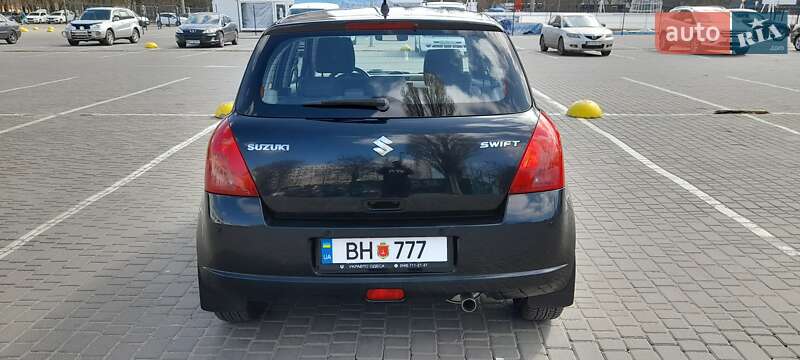 Хэтчбек Suzuki Swift 2006 в Одессе