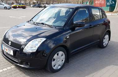 Хэтчбек Suzuki Swift 2006 в Одессе