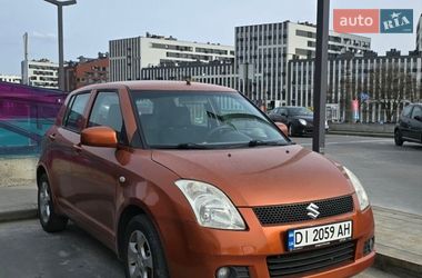 Хэтчбек Suzuki Swift 2005 в Львове