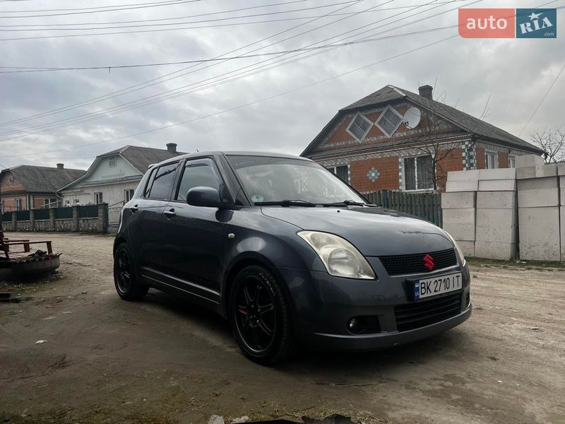 Хэтчбек Suzuki Swift 2006 в Корце фото 3 Хэтчбек Suzuki Swift 2006 в Корце