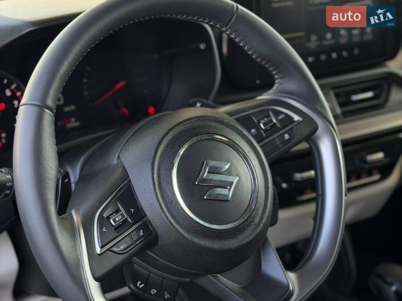 Хетчбек Suzuki Swift 2025 в Хмельницькому фото 39 Хетчбек Suzuki Swift 2025 в Хмельницькому