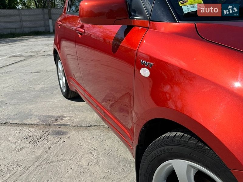Хетчбек Suzuki Swift 2006 в Кривому Розі