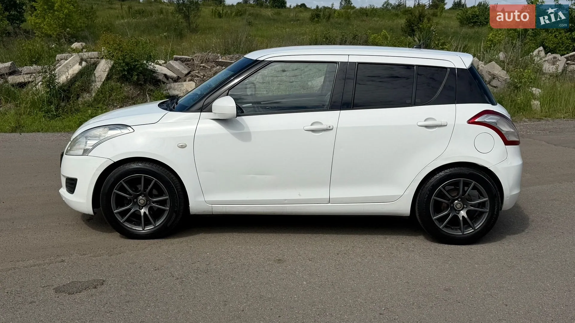 Suzuki Swift 2011 VIN TSMNZC72S00124174 фото оголошення 4 з 5