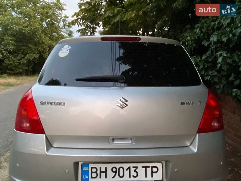 Хетчбек Suzuki Swift 2006 в Одесі