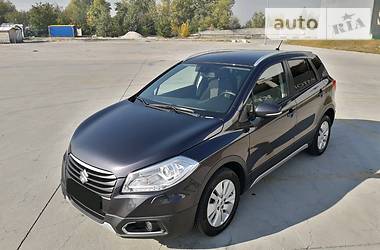 Внедорожник / Кроссовер Suzuki SX4 2015 в Киеве