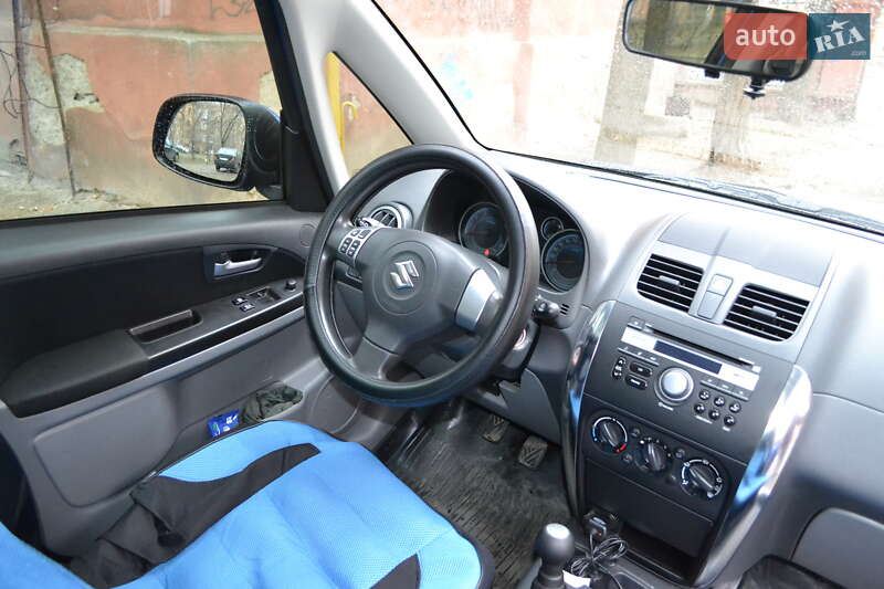 Хэтчбек Suzuki SX4 2012 в Николаеве
