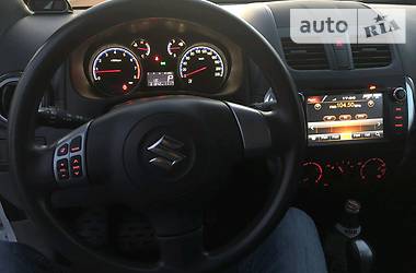 Хетчбек Suzuki SX4 2013 в 