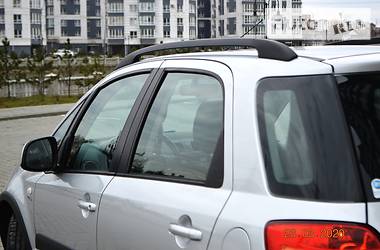 Позашляховик / Кросовер Suzuki SX4 2012 в 