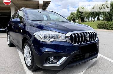 Внедорожник / Кроссовер Suzuki SX4 2018 в Киеве