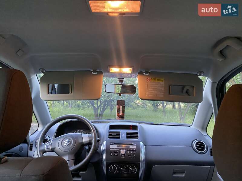 Внедорожник / Кроссовер Suzuki SX4 2008 в Первомайске