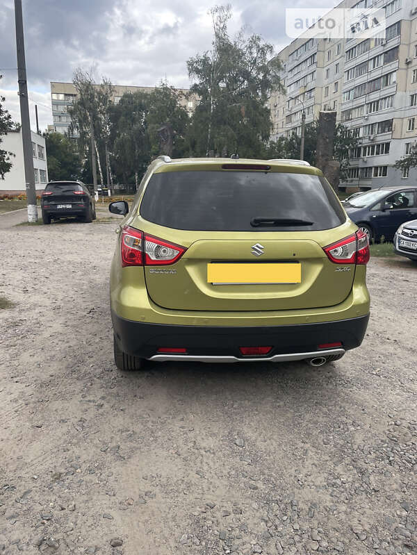 Внедорожник / Кроссовер Suzuki SX4 2014 в Черкассах