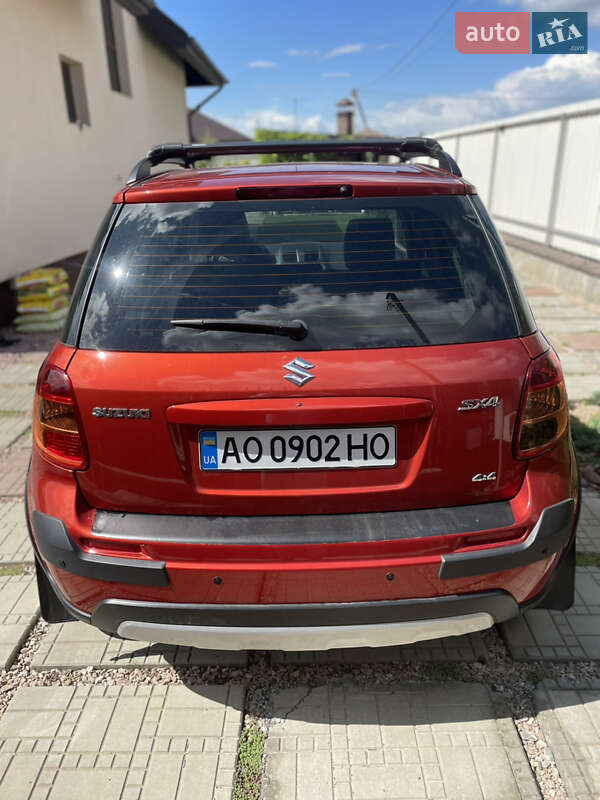 Позашляховик / Кросовер Suzuki SX4 2012 в Ужгороді
