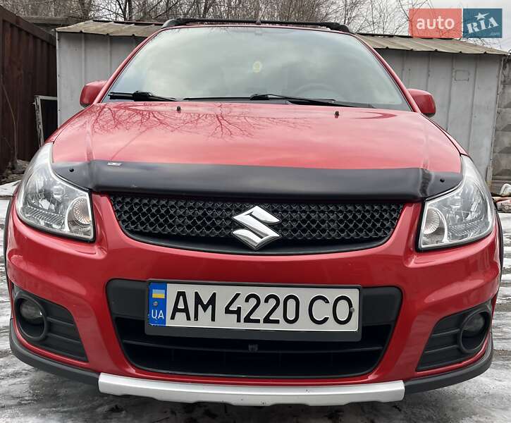 Внедорожник / Кроссовер Suzuki SX4 2012 в Киеве