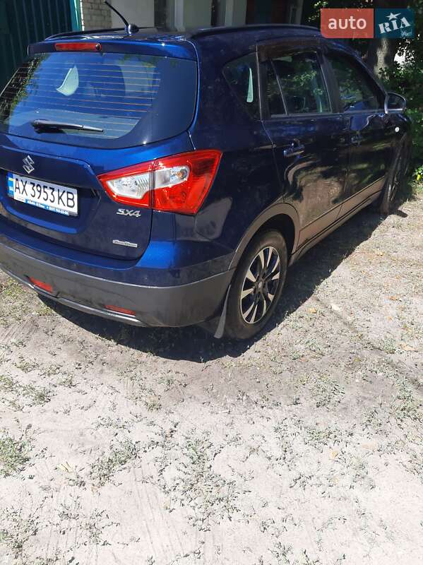 Позашляховик / Кросовер Suzuki SX4 2020 в Харкові