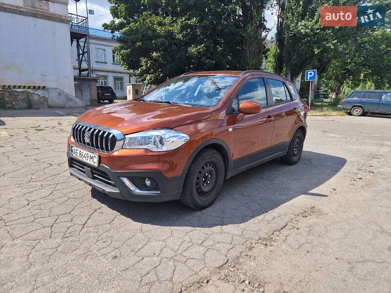 Внедорожник / Кроссовер Suzuki SX4 2019 в Кривом Роге