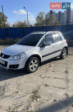 Позашляховик / Кросовер Suzuki SX4 2013 в Києві