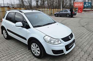 Внедорожник / Кроссовер Suzuki SX4 2012 в Виннице