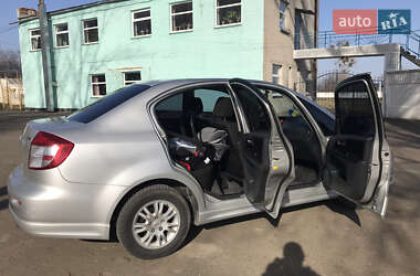 Седан Suzuki SX4 2009 в Теплике