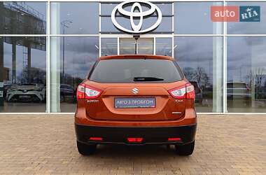 Позашляховик / Кросовер Suzuki SX4 2019 в 