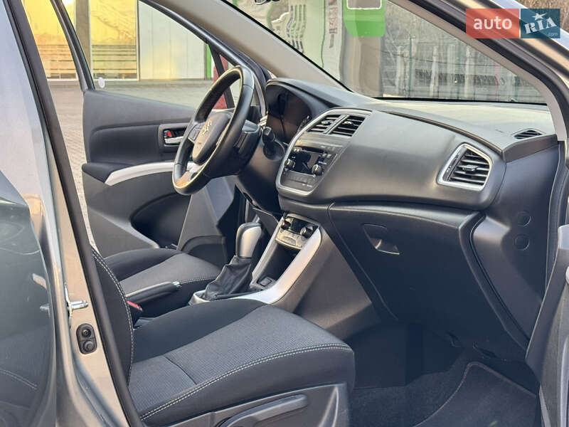 Внедорожник / Кроссовер Suzuki SX4 2016 в Житомире