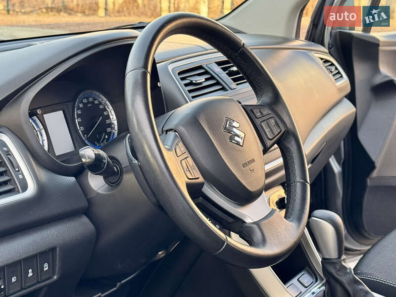 Внедорожник / Кроссовер Suzuki SX4 2016 в Житомире
