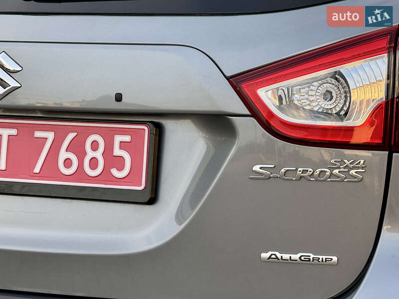 Внедорожник / Кроссовер Suzuki SX4 2016 в Житомире