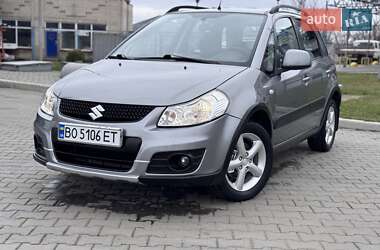 Внедорожник / Кроссовер Suzuki SX4 2013 в 