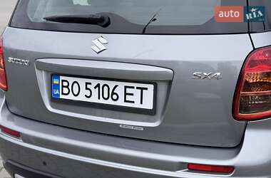 Внедорожник / Кроссовер Suzuki SX4 2013 в 