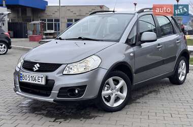 Внедорожник / Кроссовер Suzuki SX4 2013 в 