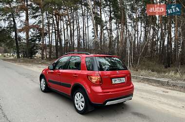 Внедорожник / Кроссовер Suzuki SX4 2014 в 