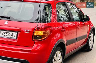 Внедорожник / Кроссовер Suzuki SX4 2014 в 