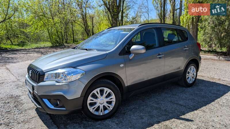 Внедорожник / Кроссовер Suzuki SX4 2021 в Кривом Роге